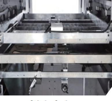1650 X 1200mm Automatische Golfdoos Die-Cutting Machine met het Ontdoen van