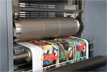 Automatische roterende offsetdrukmachine Multifunctionele hoge snelheid