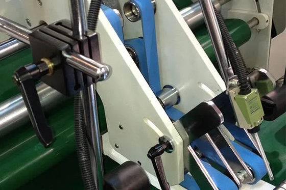 Ecoographix Automatische lijmmachine voor het vouwen van dozen voor verpakkingen
