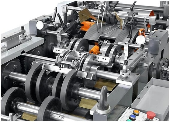 Automatisch broodje om Document te rollen Vakje die Machine maken