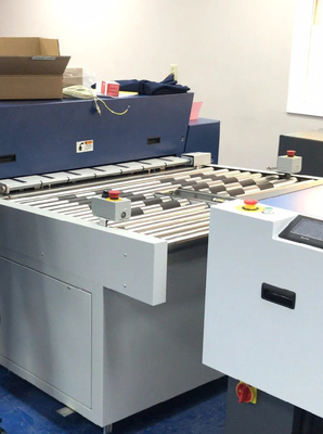Aluminiumctp Online het Ponsenmachine van Plaatgaten voor de Druk van Compensatiesheetfed