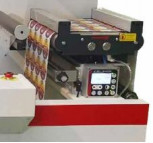 Digitaal etiketteren met behulp van een laminaatmachine voor het snijden met behulp van een laminaatmachine