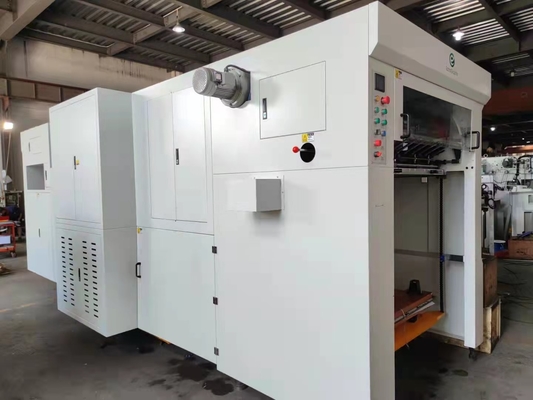 Machine voor het stempelen en snijden van papierplaten van 1500 mm