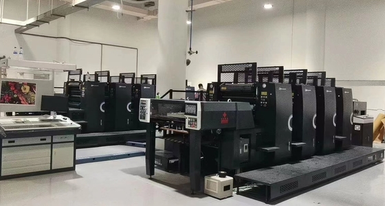 A1 Offsetpressedrukmachine 1050 met UV-spot