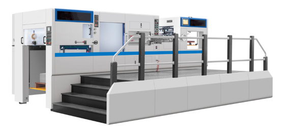 Automatische matrassnijmachine 7500 vellen per uur