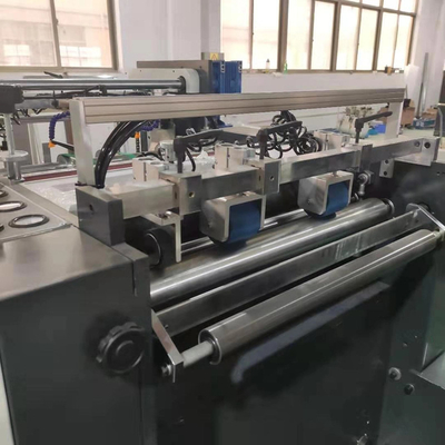 Volledig automatische machine voor het lamineren van een enkel gevel