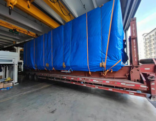 Automatische platte matrassnijdmachine met blanking stripping