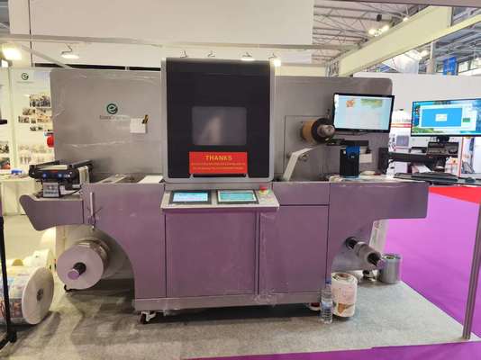 Digitale vernisdrukmachine met 360*360 dpi tot 1440*360 dpi resolutie en 10 m/min - 60 m/min snelheid voor hoogwaardige labelproductie