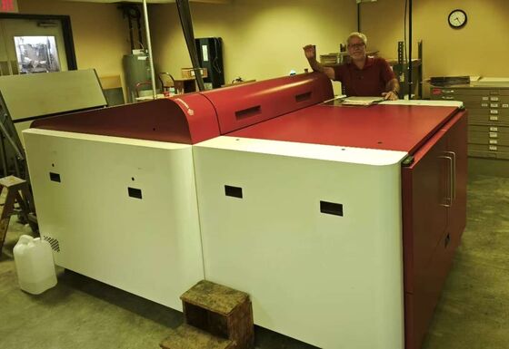 Automatische A1 online kranten thermische CTP-machine met 45 platen per uur en 256-kanaals laser autoloader systeem