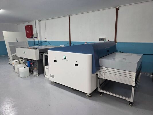 35 platen per uur Thermische CTP-machine met een resolutie van 2400 dpi en automatische laadmachine voor voordruk