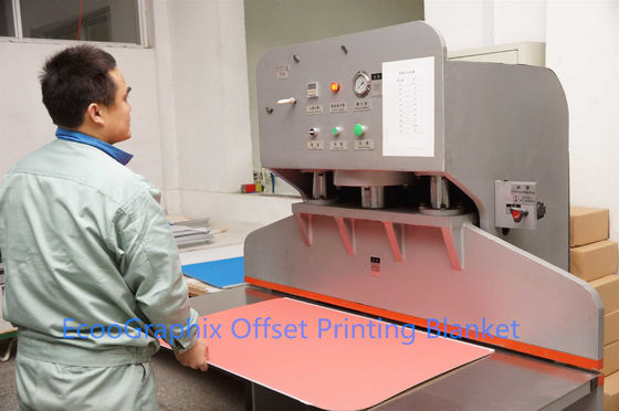 25m Gecompenseerd Web Sheetfed 1.95mm Rubberdrukdeken