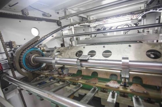 800x580mm Automatische Folie het Stempelen Matrijzensnijmachine met het Ontdoen van