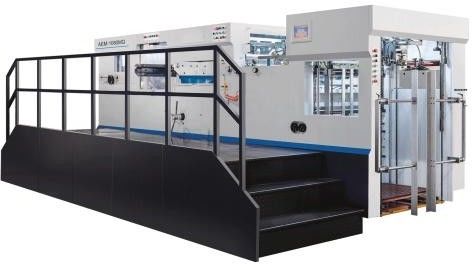 1080BQ Automatische matrassnijmachine met afvalverwijdering voor kaartverfraaiing