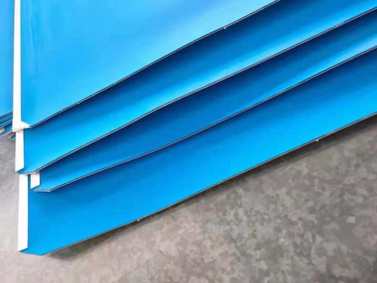 4 de Opgepoetste Rubber Algemene Hoge Samenpersende Capaciteit van de vouw/3 Vouw Druk Materiaal