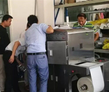 7.2m/Min Digital Label Printing Machine met 330mm Media EA Toner