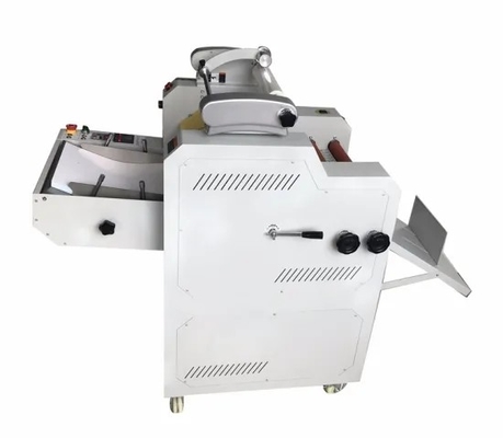 25 m/min automatische fluitlaminator 3900W met snijmes